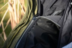 10. Dozer Liner vesta použitá ako tepelnoizolačná vložka zapnutá v bunde GeoffAnderson Dozer 5