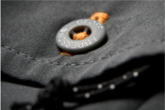 Geoff Anderson Ezmar Soft detail gombíkov rybárskej košele Geoff Anderson Ezmar Soft detail gombíkov rybárskej košele